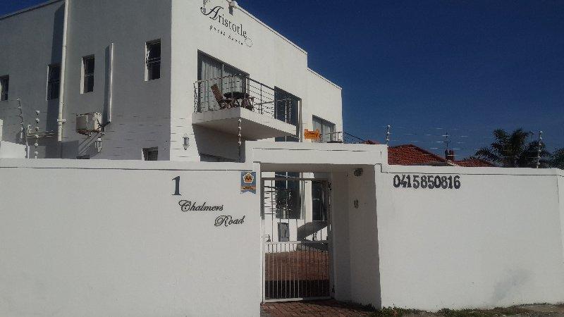Aristotle Guest House Port Elizabeth Exteriör bild