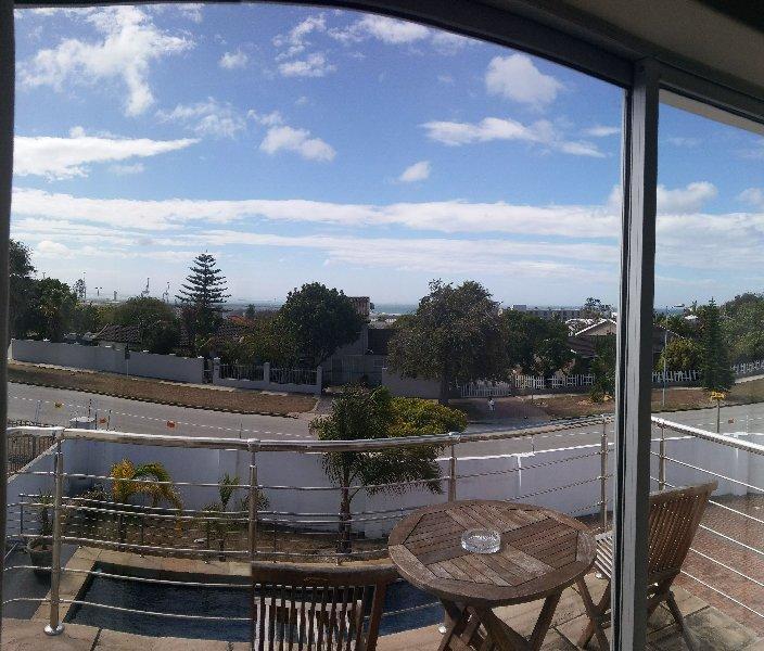 Aristotle Guest House Port Elizabeth Exteriör bild
